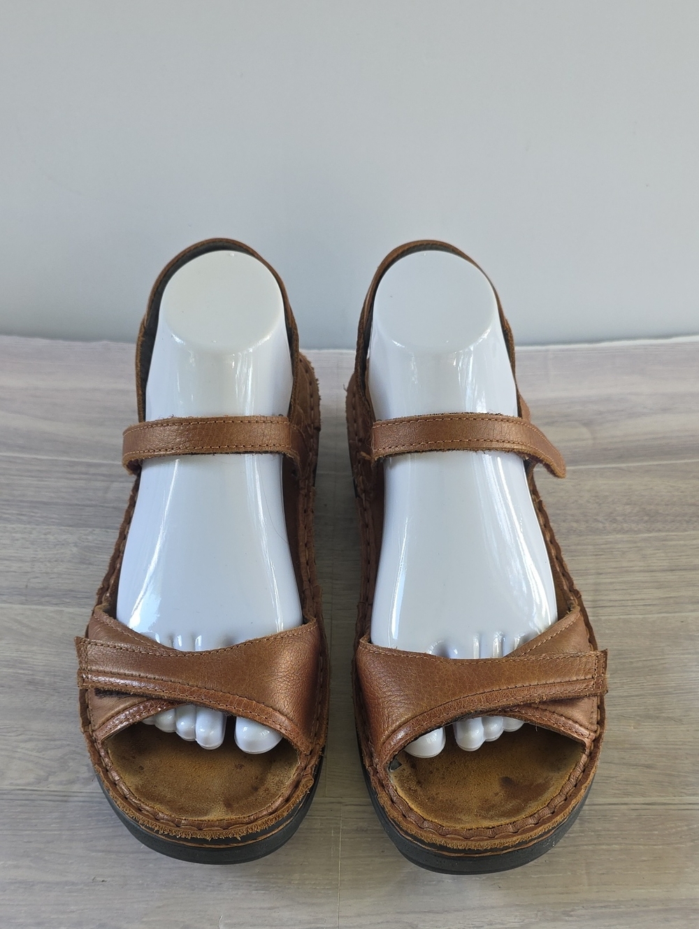 Naot Boho Granola Womens Leather Flat Strappy Walking Comfort Sandals Brown 10 - Picture 9 of 13